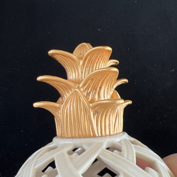 Lenox Vintage Pinapple with Potpourri - Picture 14 of 15